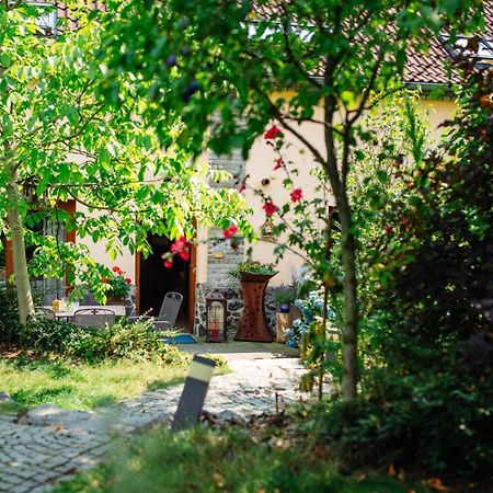 Ferienwohnung Farma Moulisovych Nezvestice Exterior foto